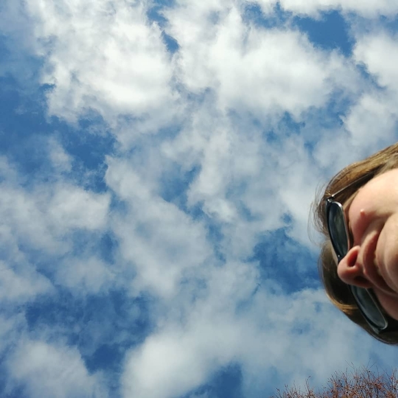 Meet your Posher, Georgina - Picture 1 of 1